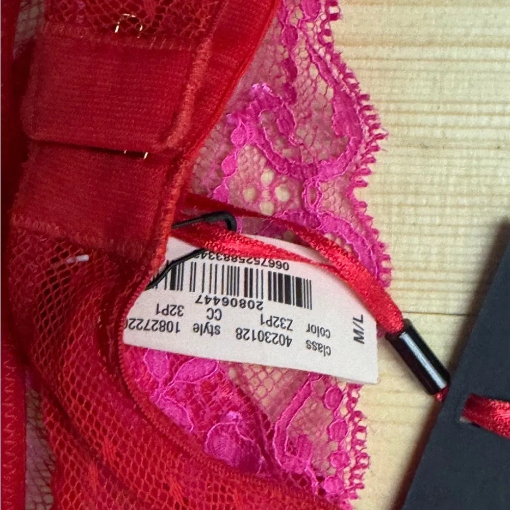 Victoria’s Secret Pink Lace Garter Belt M/L NWT Boudoir Valentine Lingerie￼